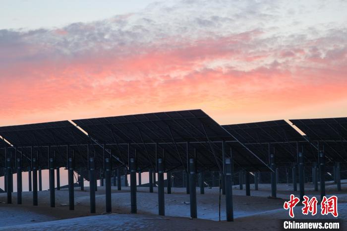 青海摸清“沙戈荒”发电潜力