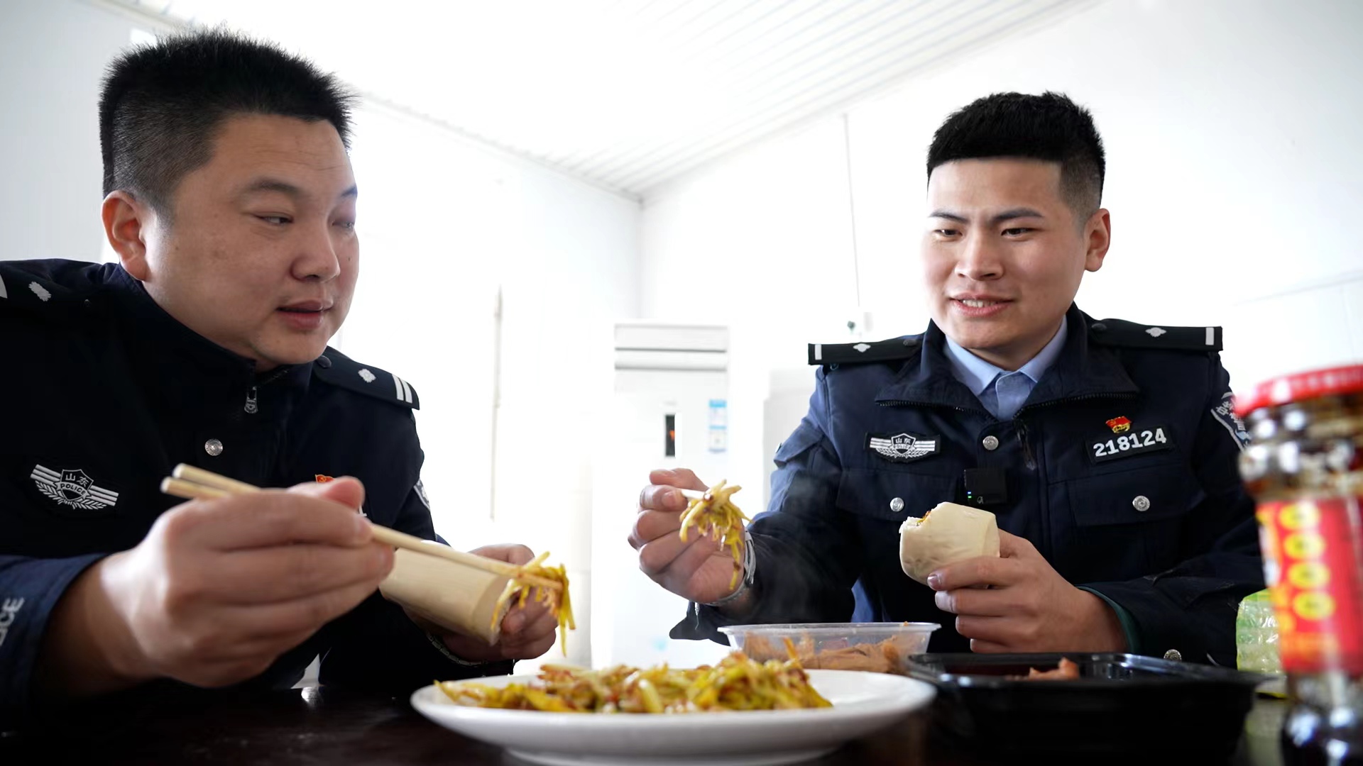 新春走基层|他们，平凡亦有光