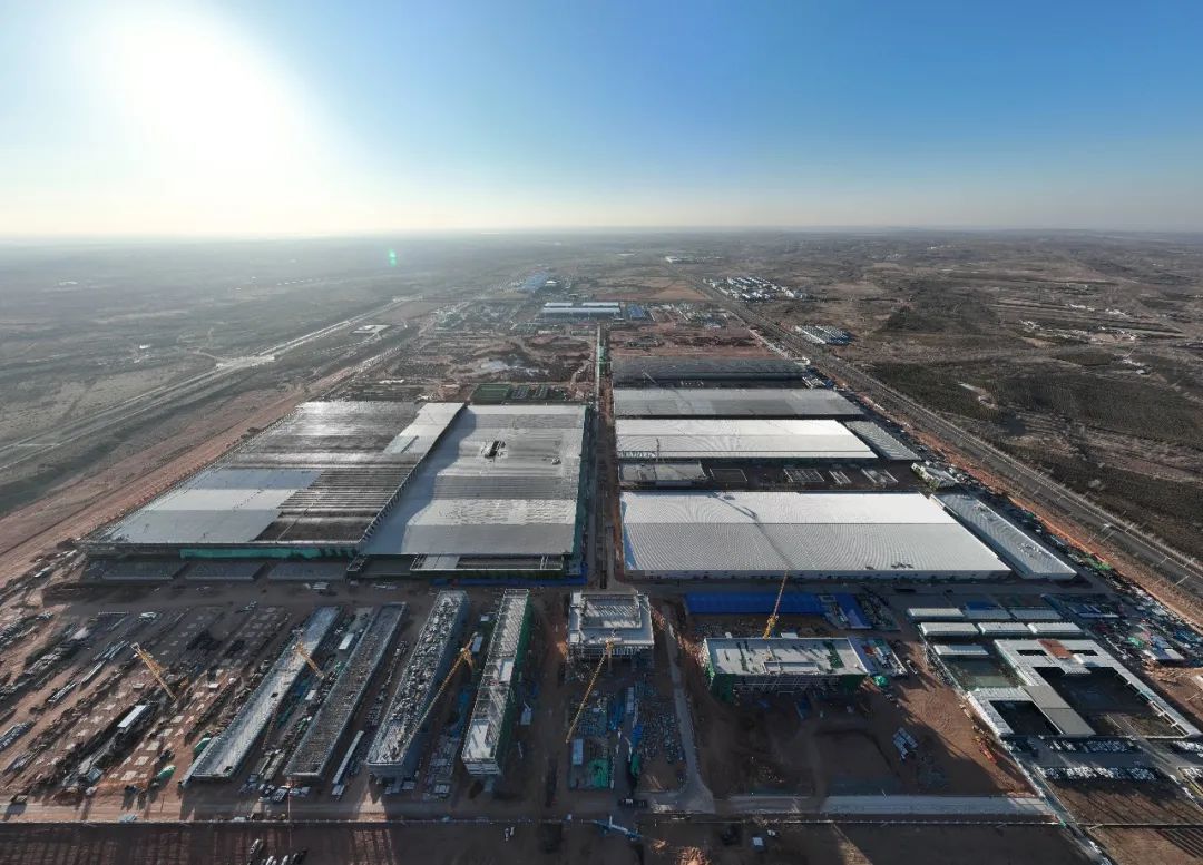 500MW！隆基绿能中标国内单体最大集中式BC项目