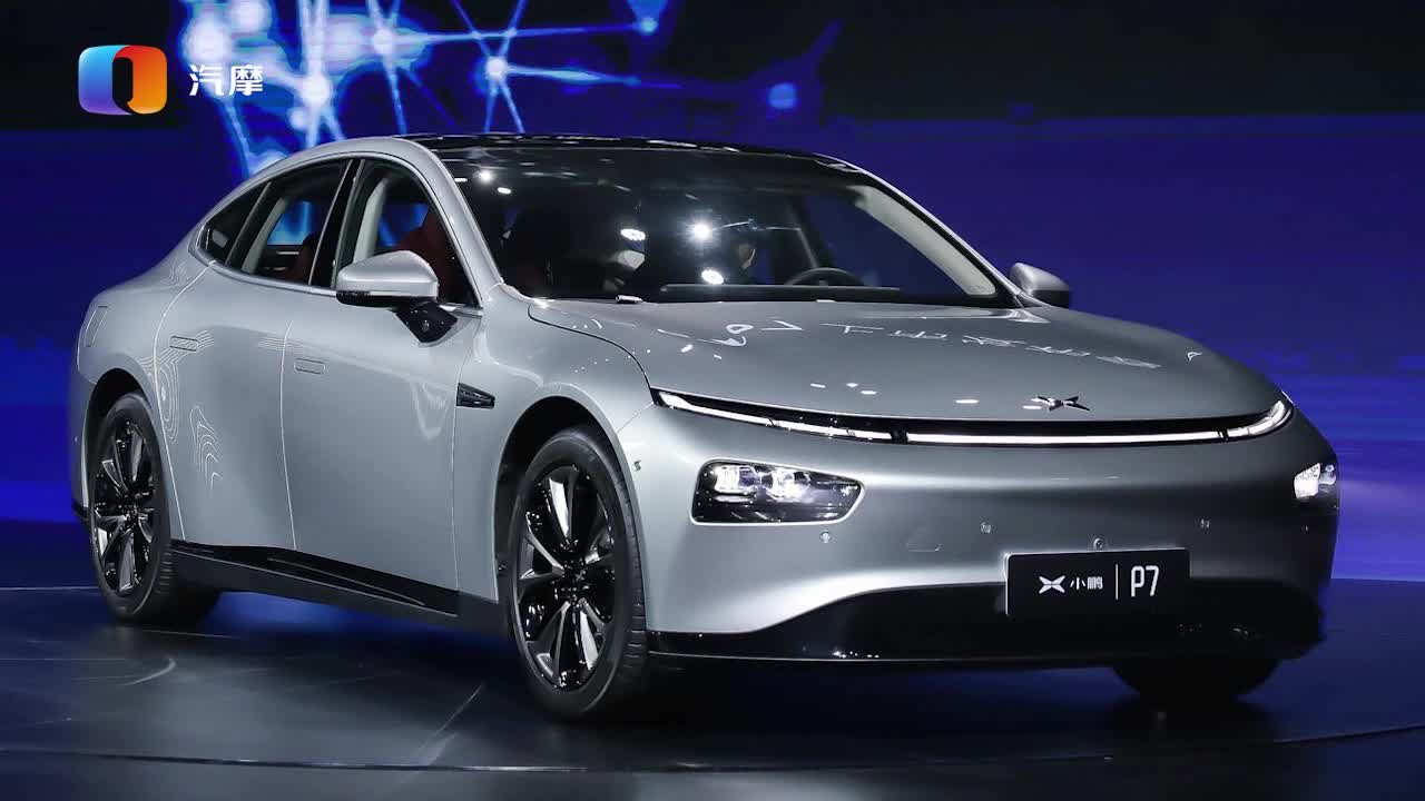 鹏辉能源“擎天520”储能柜 2·14全球首发