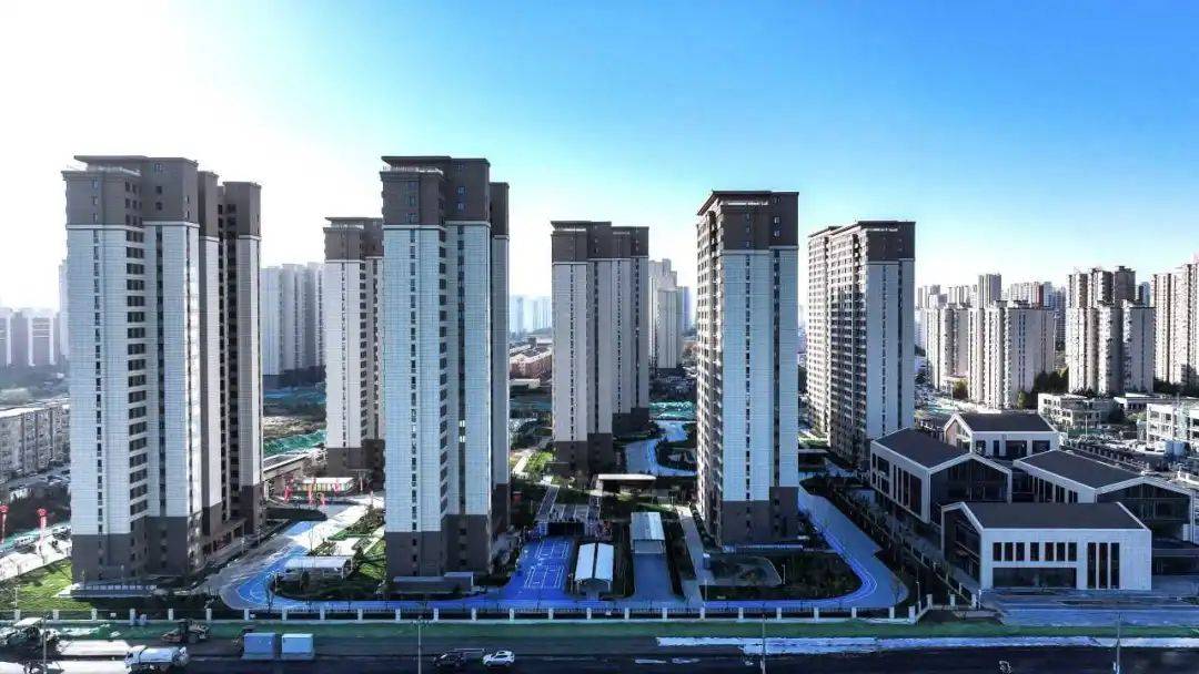 中国二十二冶深圳电子信息产业园A区项目A2号综合楼主体结构封顶