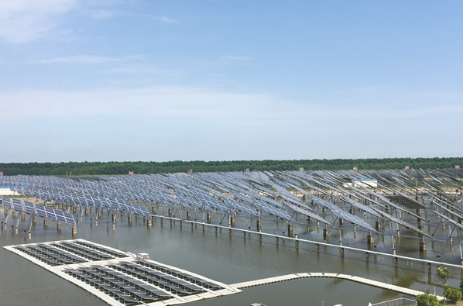 国家电投中国电力渔光互补光伏发电项目全容量并网