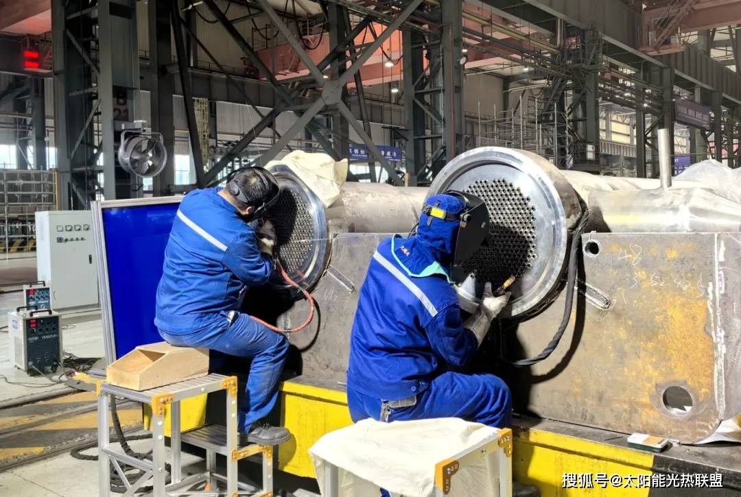 东方锅炉参建的世界最高海拔塔式光热项目正式开工