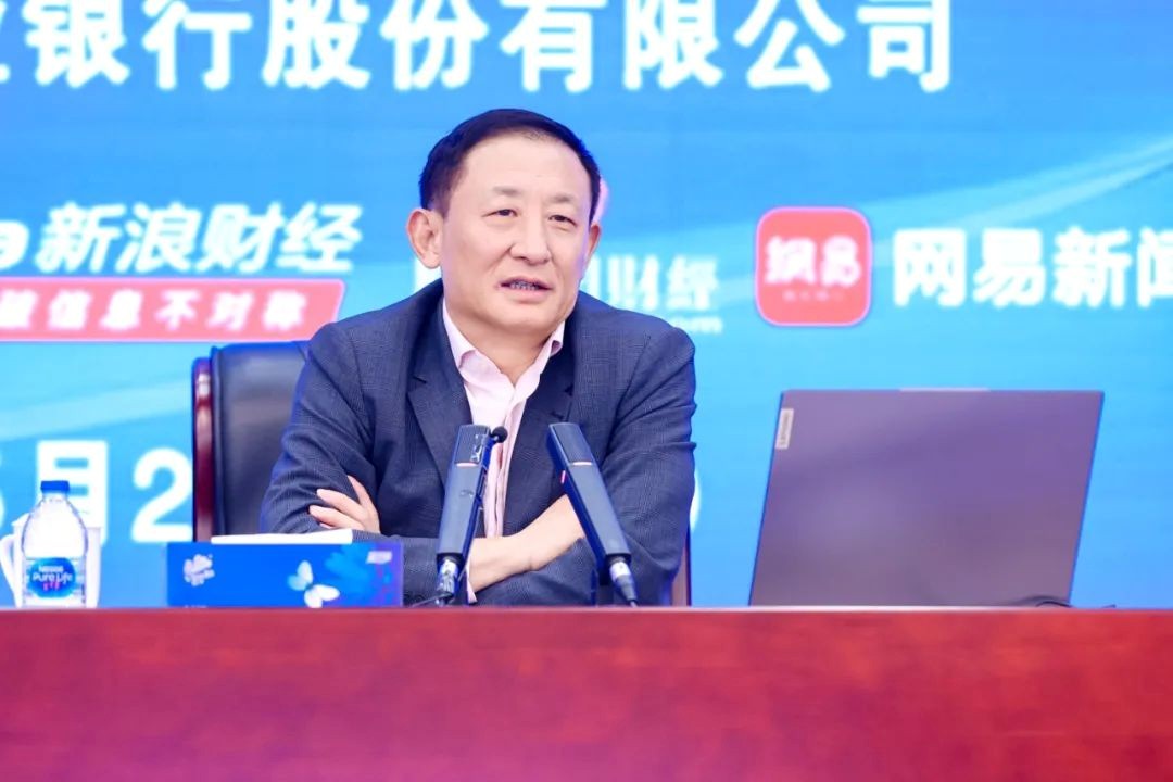 第十三期中国企业大讲堂在京举办