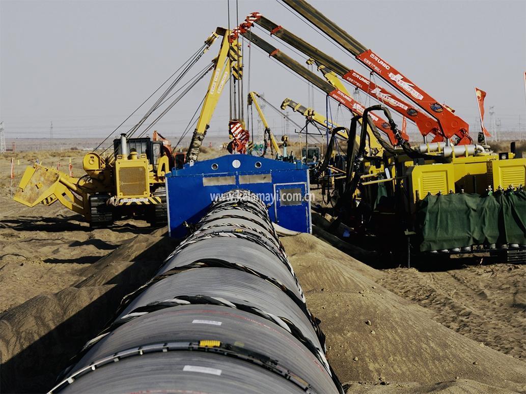 西气东输四线（吐鲁番—中卫）全线贯通投产