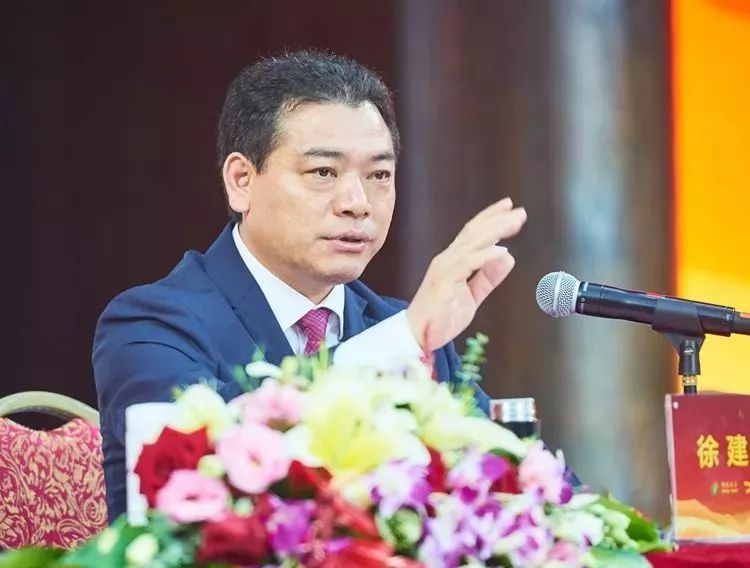 “独立性缺失”还是“打击报复”？新控股股东要求罢免原实控人遗孀方董事，小崧股份控制权博弈再升级