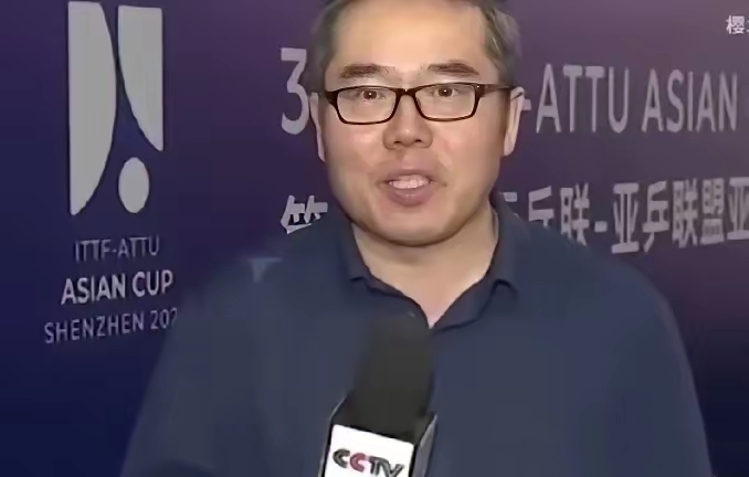 交友软件砸近万元仍加不上联系方式,怀疑屏幕那头是AI…记者实测:充值6元只够聊9分钟